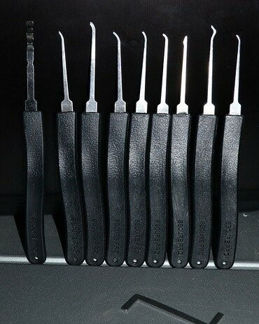 Hoe open je een slot met een houweel